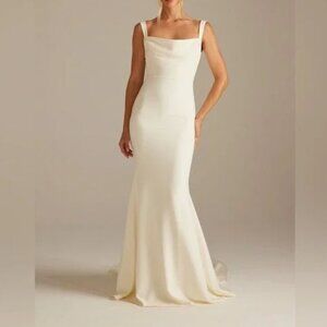 Grace loves lace GRACE wedding dress $3350 New without tag